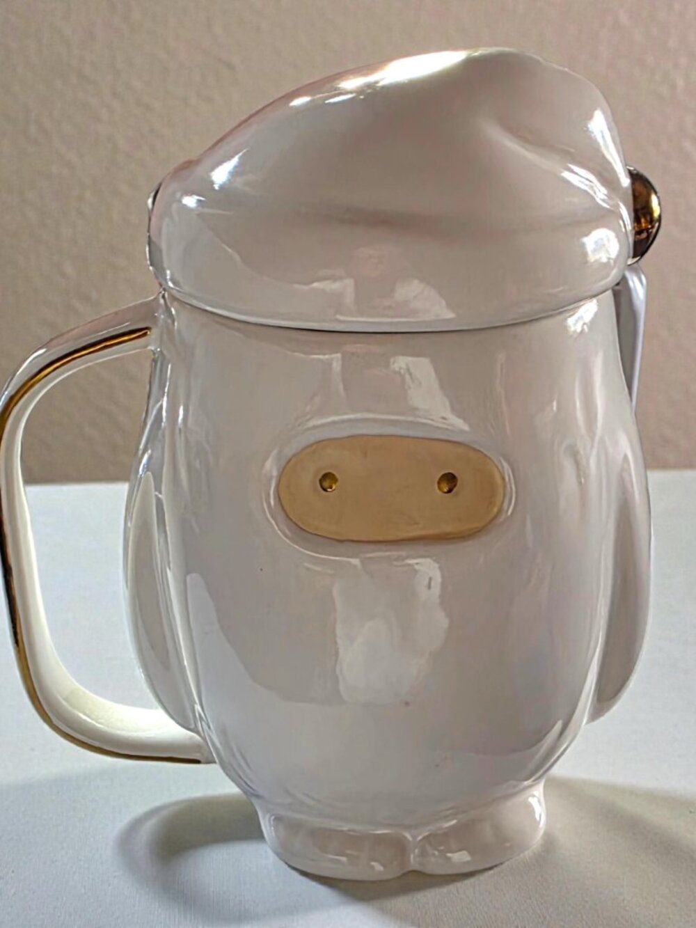 WEST ELM YETI Figural Mug With Lid Ceramic White With Gold Trim